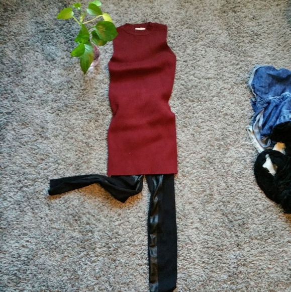 Forever 21 maroon sleeveless sweater/dress - Picture 3 of 4